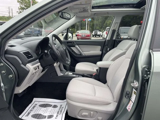 Used 2015 Jasmine Green Metallic Subaru 2.5i Premium image 17
