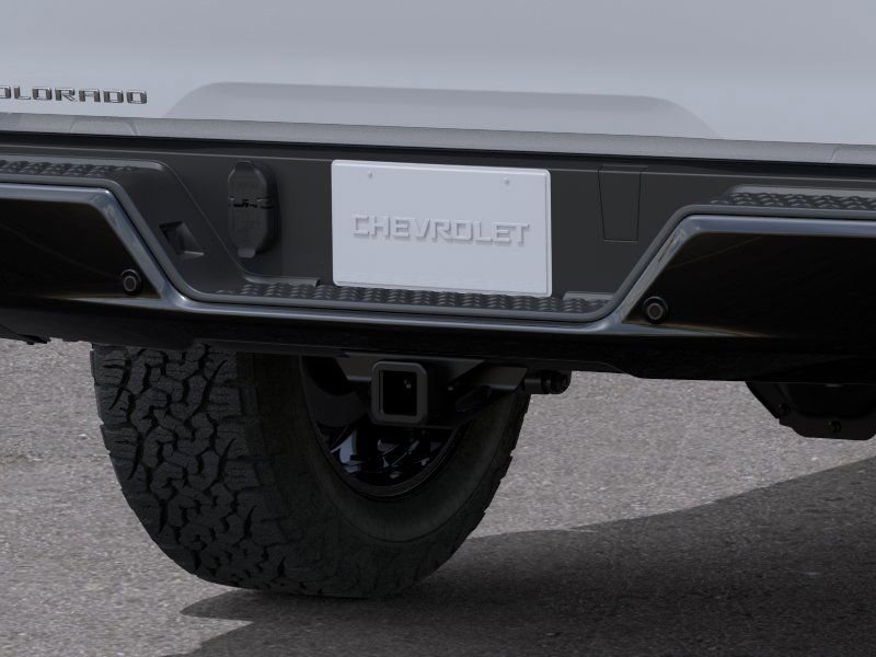 New 2026 Summit White Chevrolet Trail Boss image 14