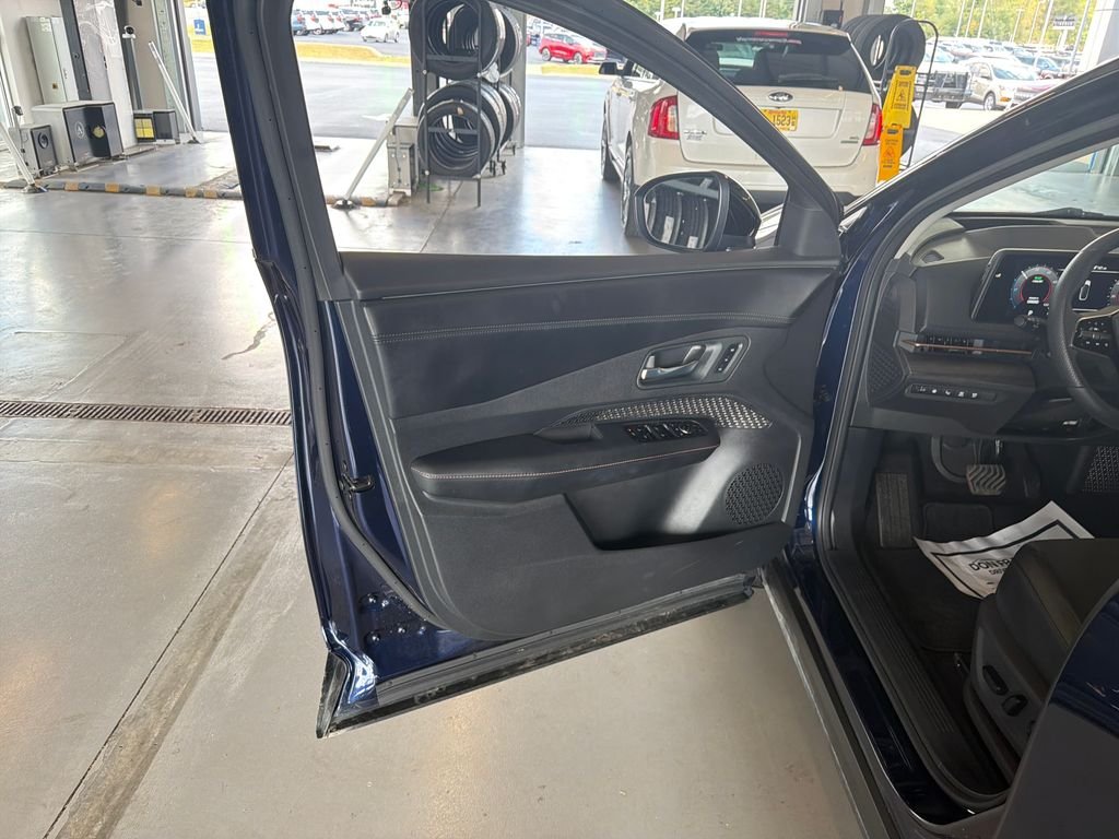Used 2025 Blue Nissan ENGAGE image 12