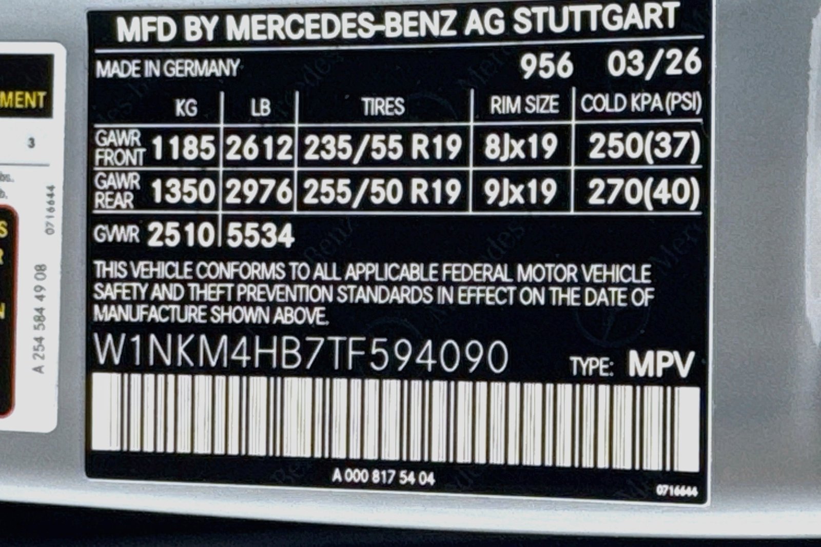 New 2026 MANUFAKTUR Alpine Grey Mercedes-Benz GLC 300 image 29