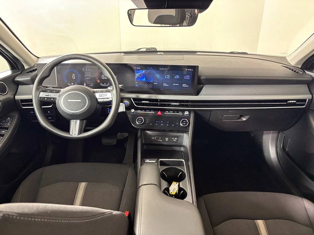 Used 2024 Gray Hyundai SEL image 39