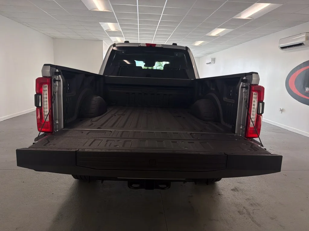 New 2027 Silver Ford Lariat image 7