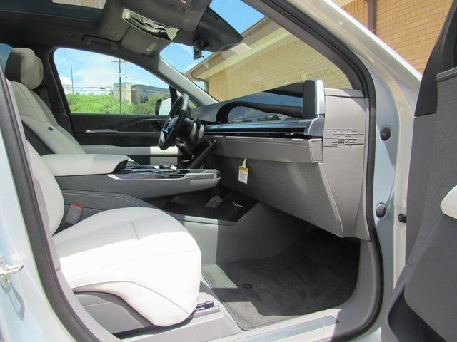 2025 Cadillac Escalade IQ Sport 1 - Photo 13