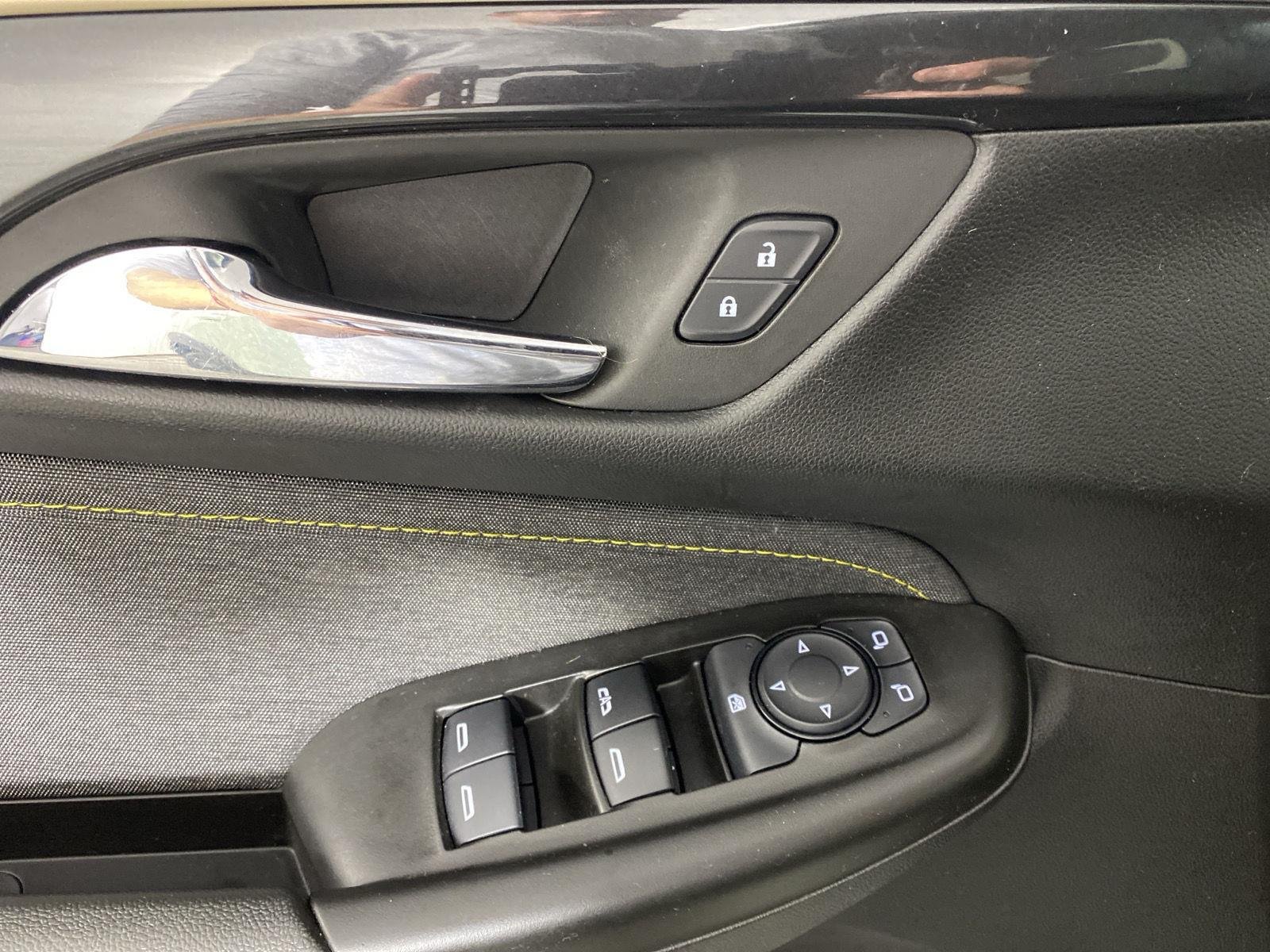 Used 2024 Cacti Green Chevrolet ACTIV image 12
