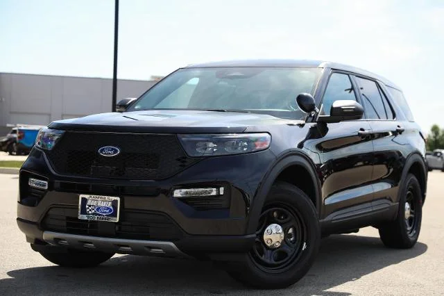 New 2026  Ford 4DR AWD POLICE image 4