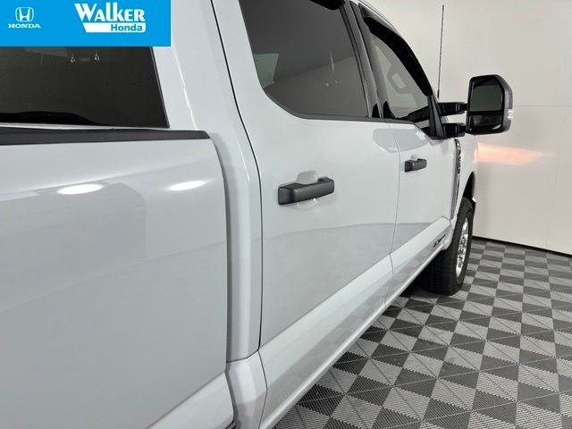 Used 2025 White Ford XLT image 11