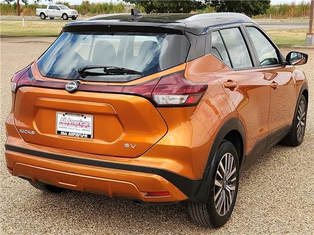 Used 2023 Monarch Orange Metallic Super Black Nissan SV image 4