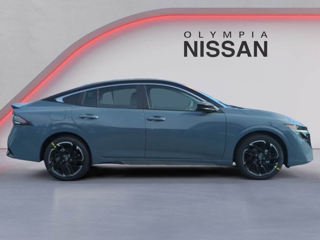New 2026 Atlantic Gray Metallic / Super Black Two-tone Nissan SR image 7