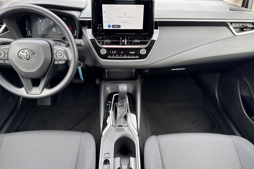 New 2026 Wind Chill Pearl <sup>1</sup> Toyota  LE image 11