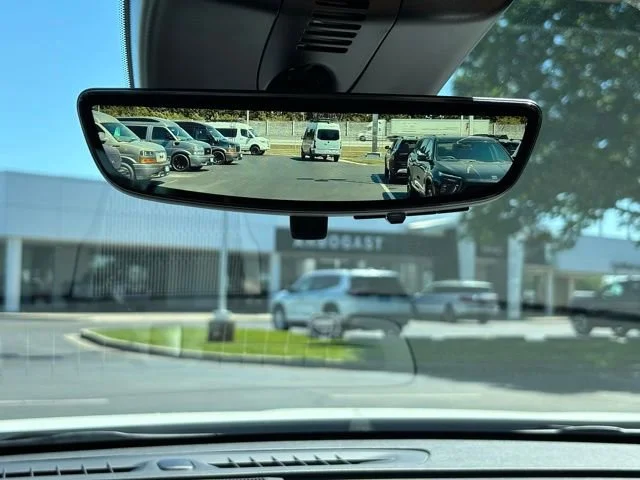 New 2026 Summit White Buick Preferred image 6