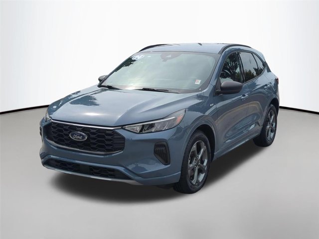 Used 2024 Vapor Blue Metallic Ford  image 1