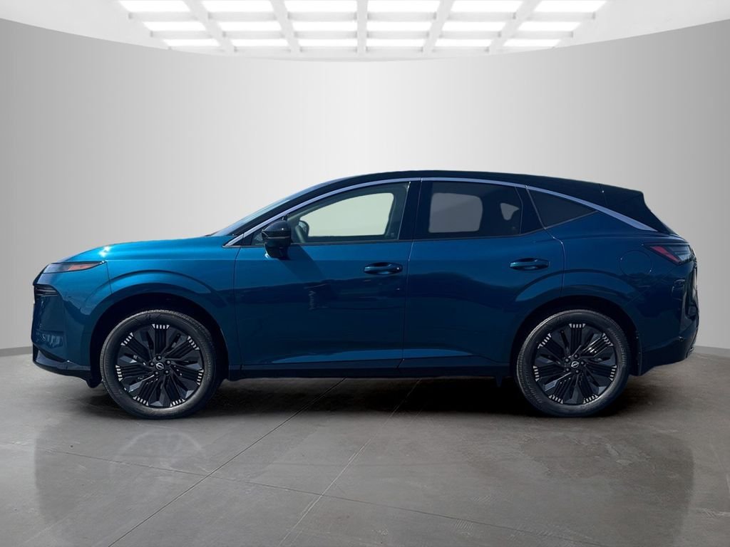 New 2026 Aurora Blue Pearl Metallic / Super Black Two-tone Nissan Platinum image 3
