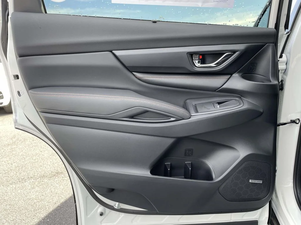 2026 Subaru Ascent Limited Bronze Edition - Photo 3