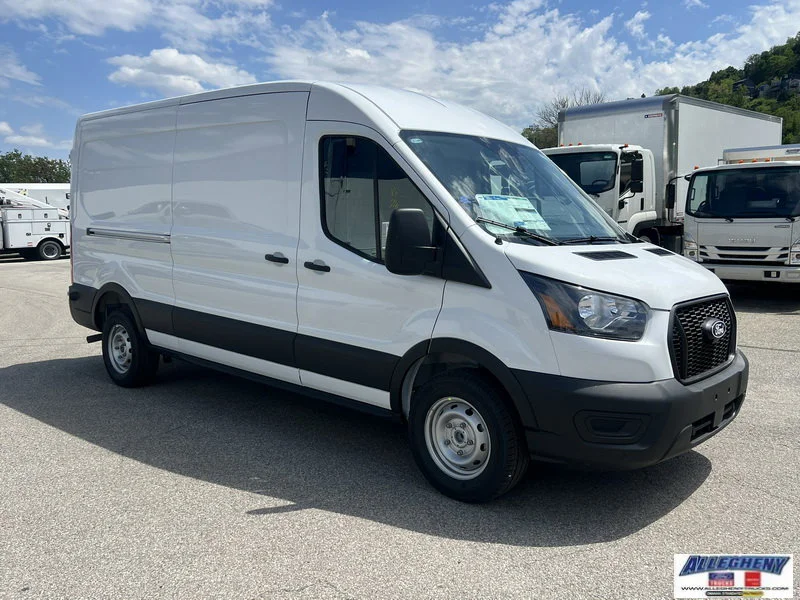 New 2026 Oxford White Ford  image 4