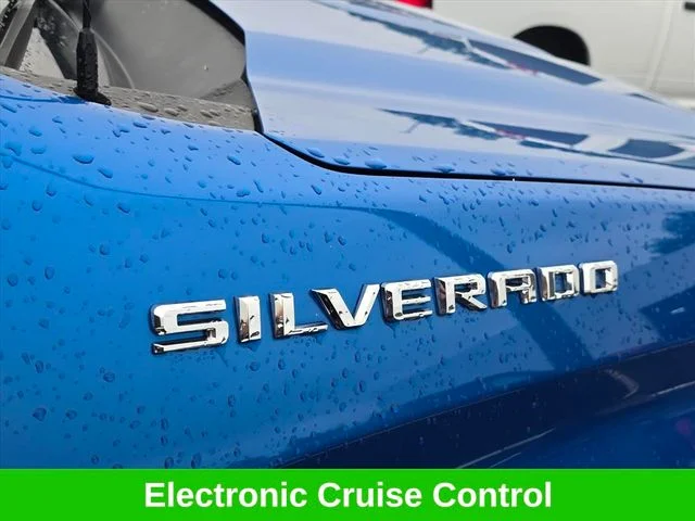 Used 2022 Blue Chevrolet Custom image 25