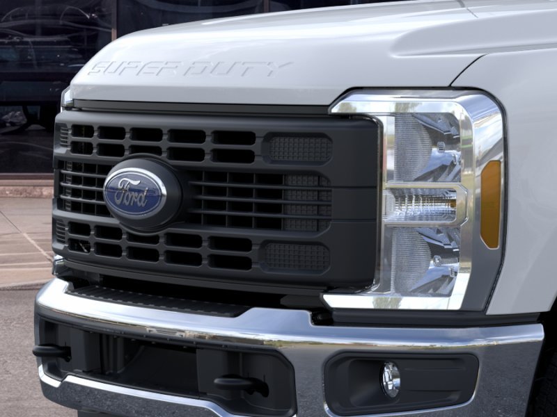 New 2026 Oxford White Ford F-350® XL image 17