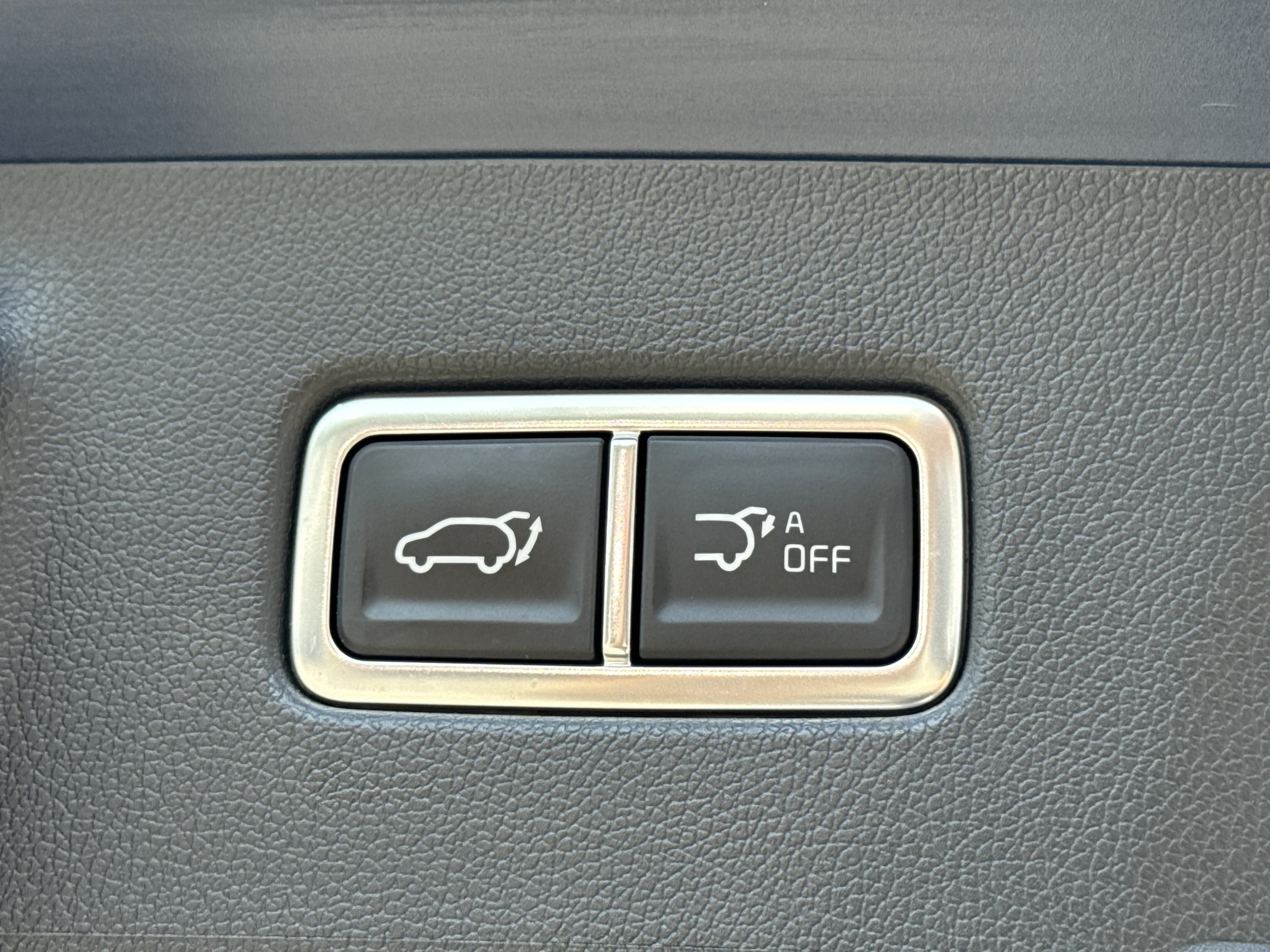 Used 2025 Midnight Lake Blue Kia EX image 18