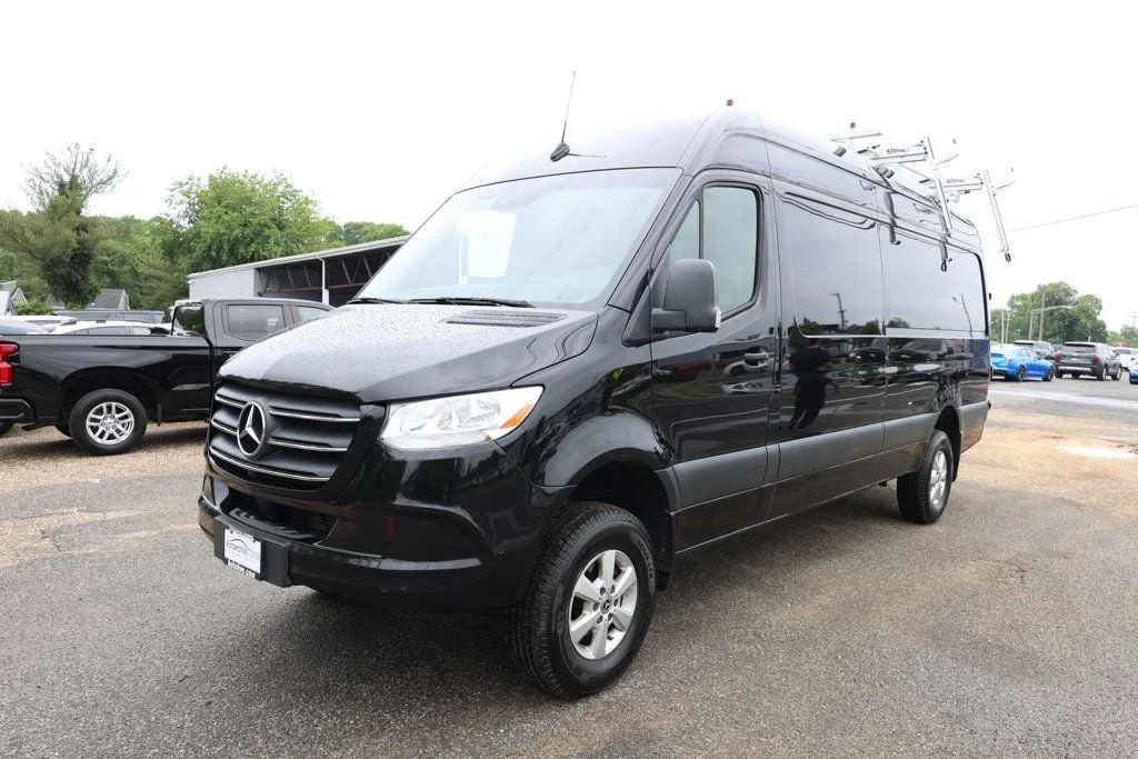 2022 Mercedes-Benz Sprinter 2500 170 WB High Roof 4x4's photo