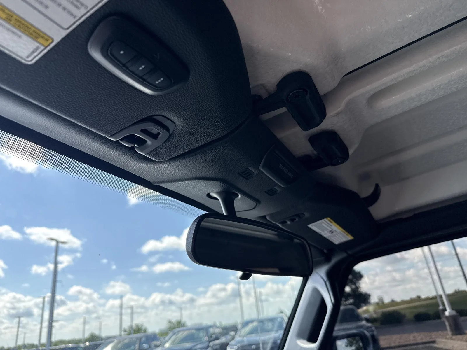 Used 2023 Sting-Gray Clearcoat Jeep Sport S image 26