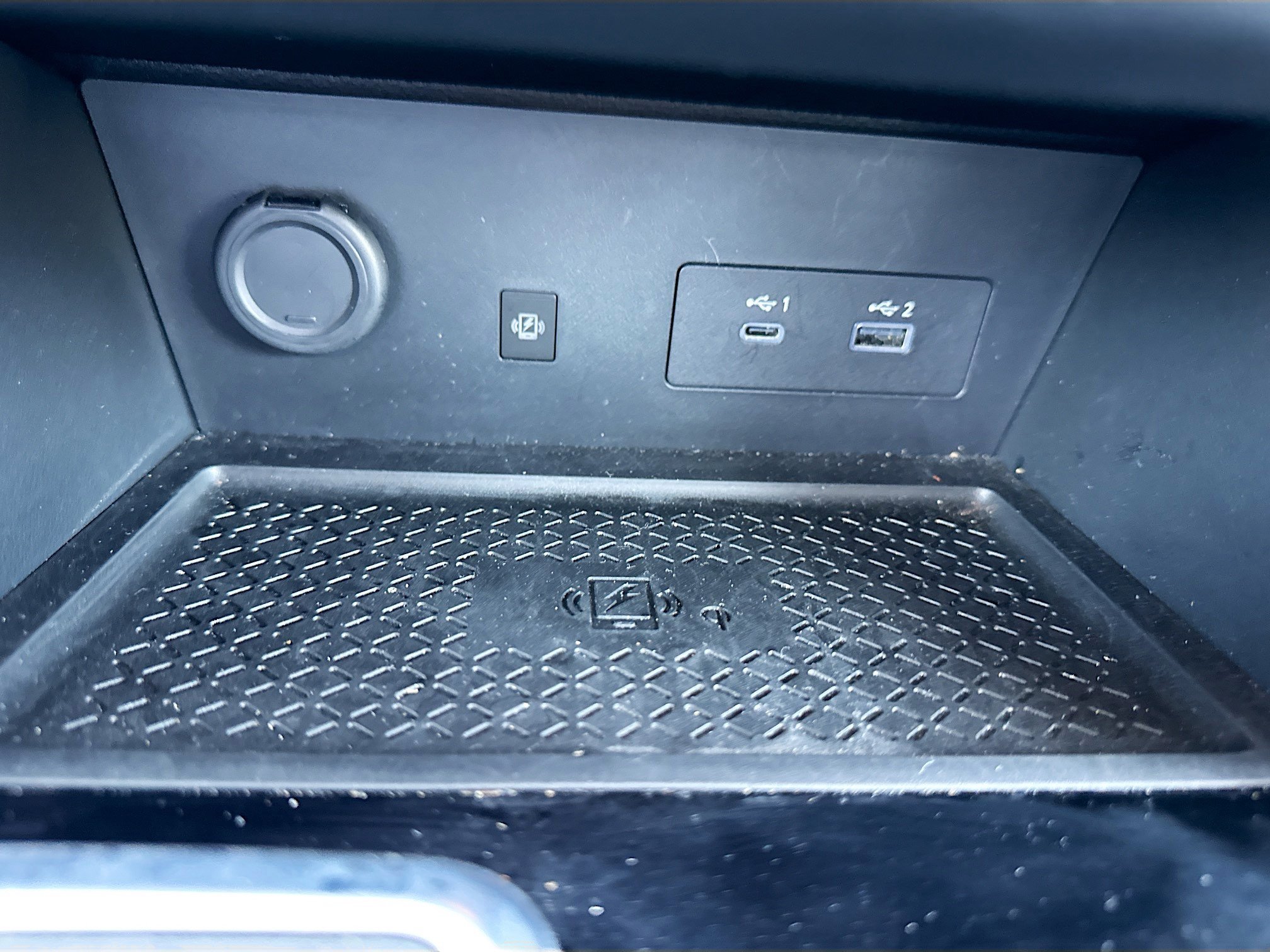 Used 2025 Gun Metallic Nissan Platinum image 32