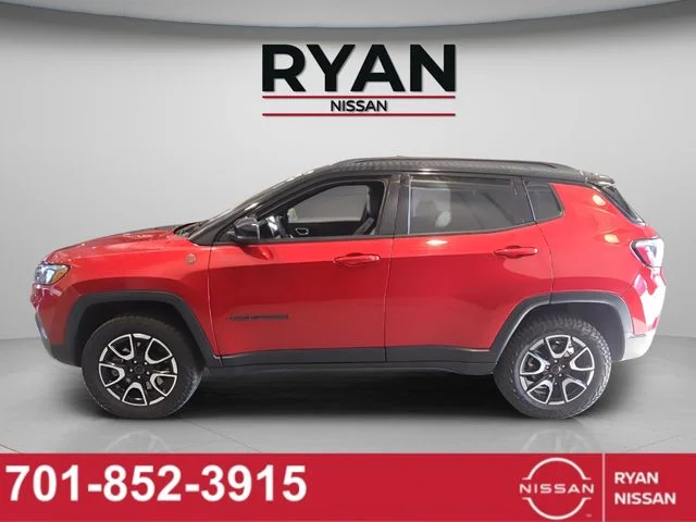 2025 Jeep Compass Trailhawk - Photo 6