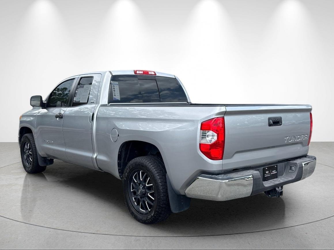 Used 2018 Silver Sky Metallic Toyota SR5 image 3