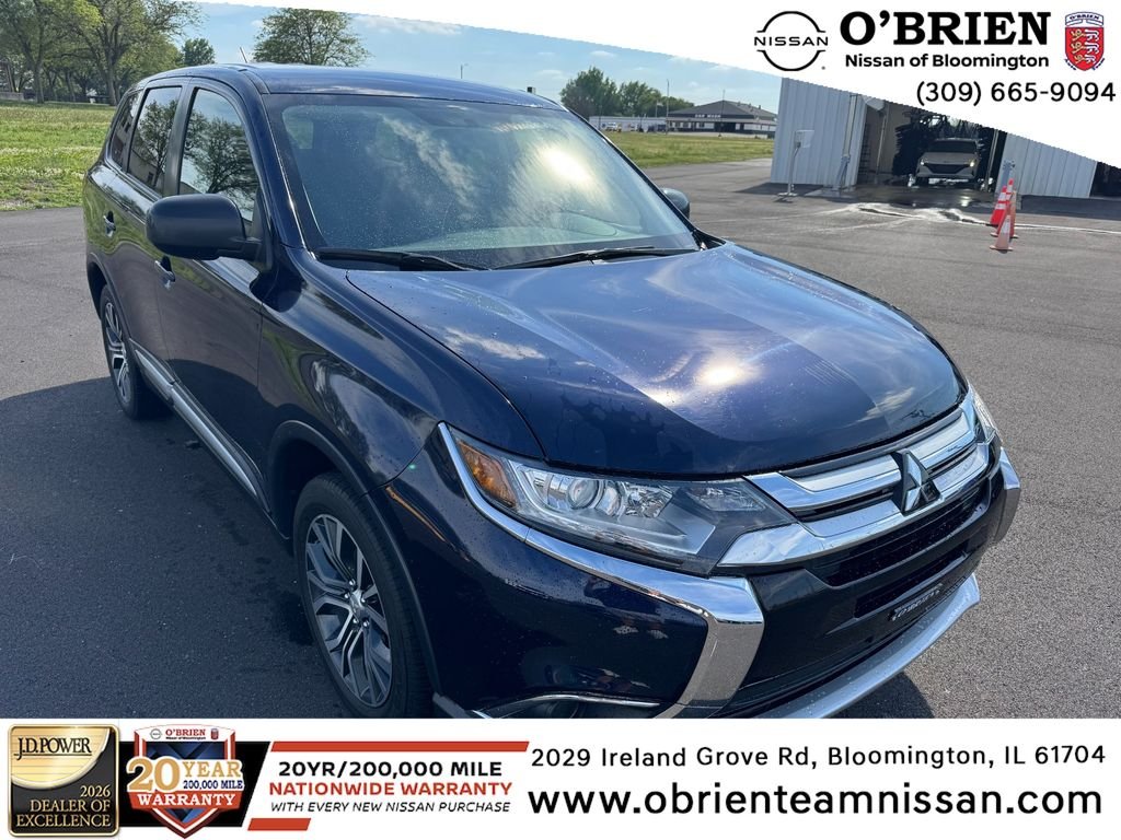 2016 Mitsubishi Outlander ES FWD's photo