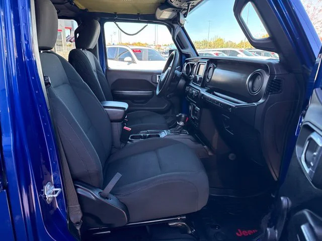 Used 2018 Blue Jeep Unlimited Sport image 14