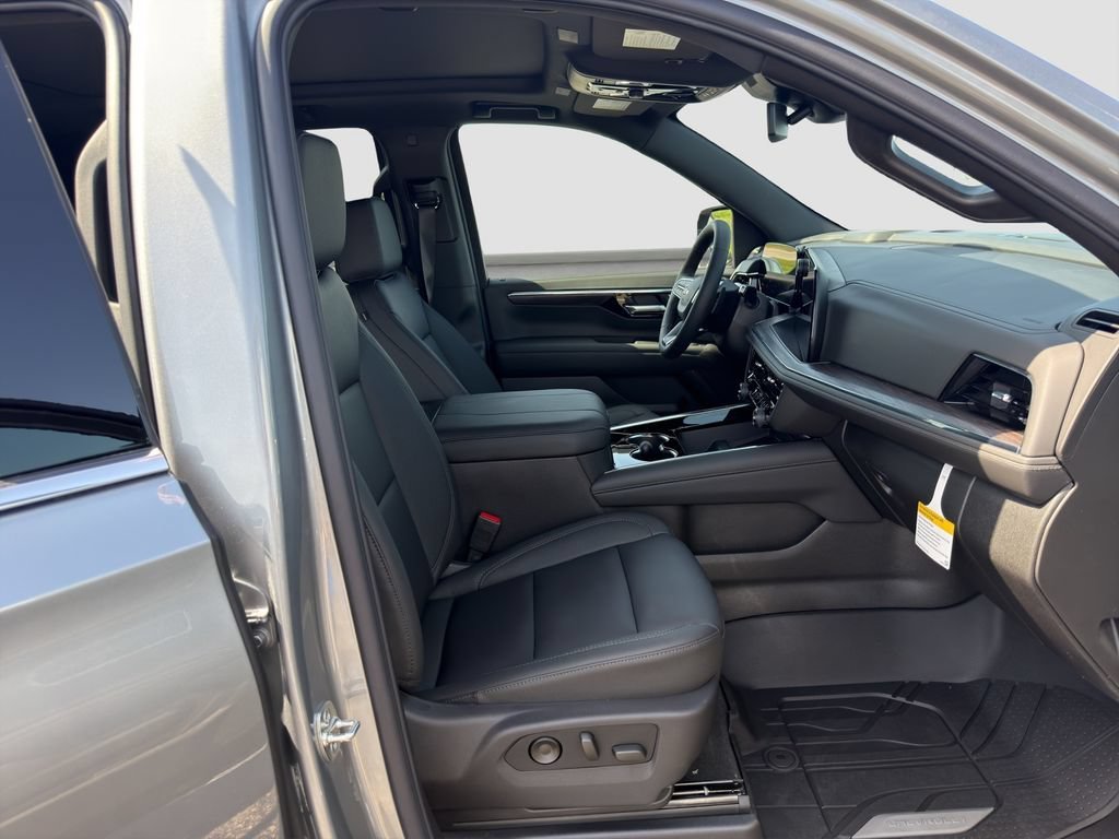 2026 Chevrolet Tahoe LT - Photo 18
