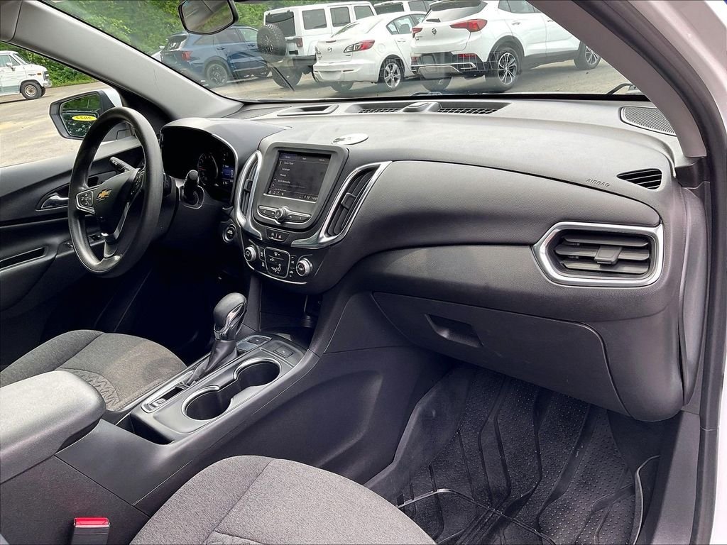Used 2023 White Chevrolet LT image 14