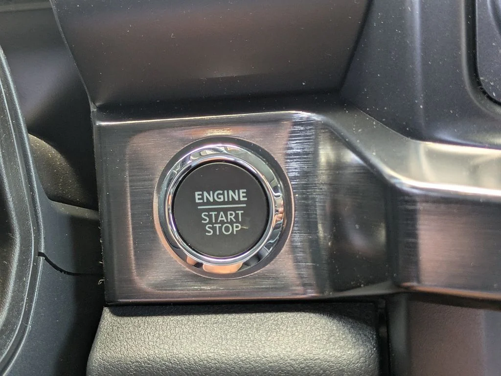 New 2026 Star White Metallic Tri-Coat Ford Lariat image 34