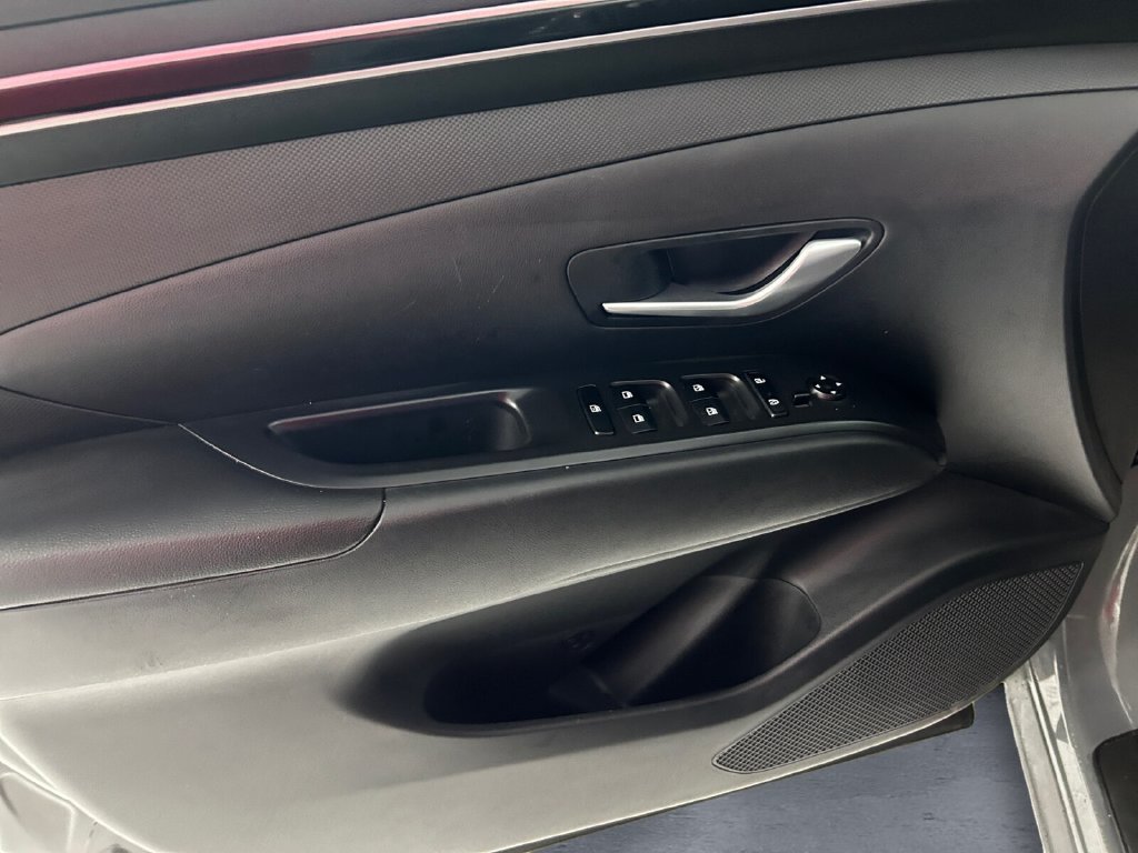 Used 2024 Gray Hyundai SEL image 12