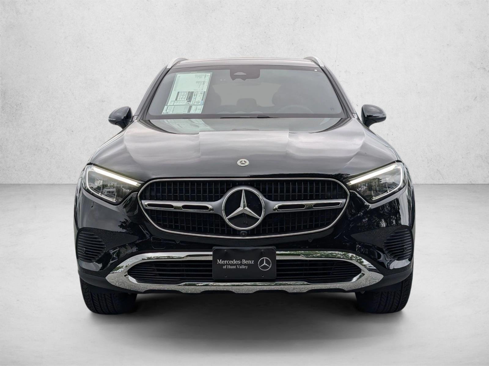 New 2026 Black Mercedes-Benz GLC300 image 6