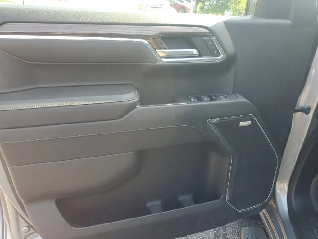 Used 2024 Sterling Gray Metallic Chevrolet RST image 17