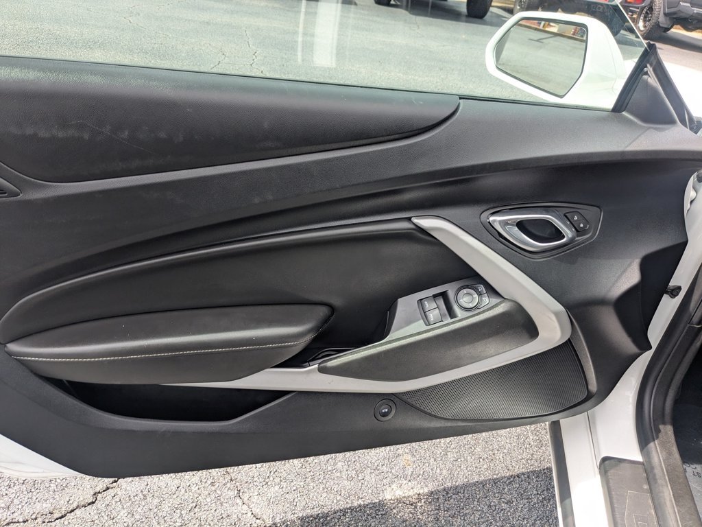 Used 2022 Summit White Chevrolet 1SS image 11