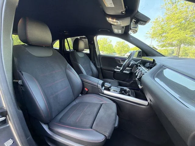 Used 2023  Mercedes-Benz GLA 250 image 27