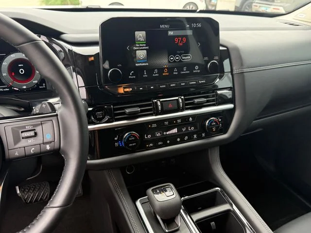 Used 2025 Gray Nissan Platinum image 19