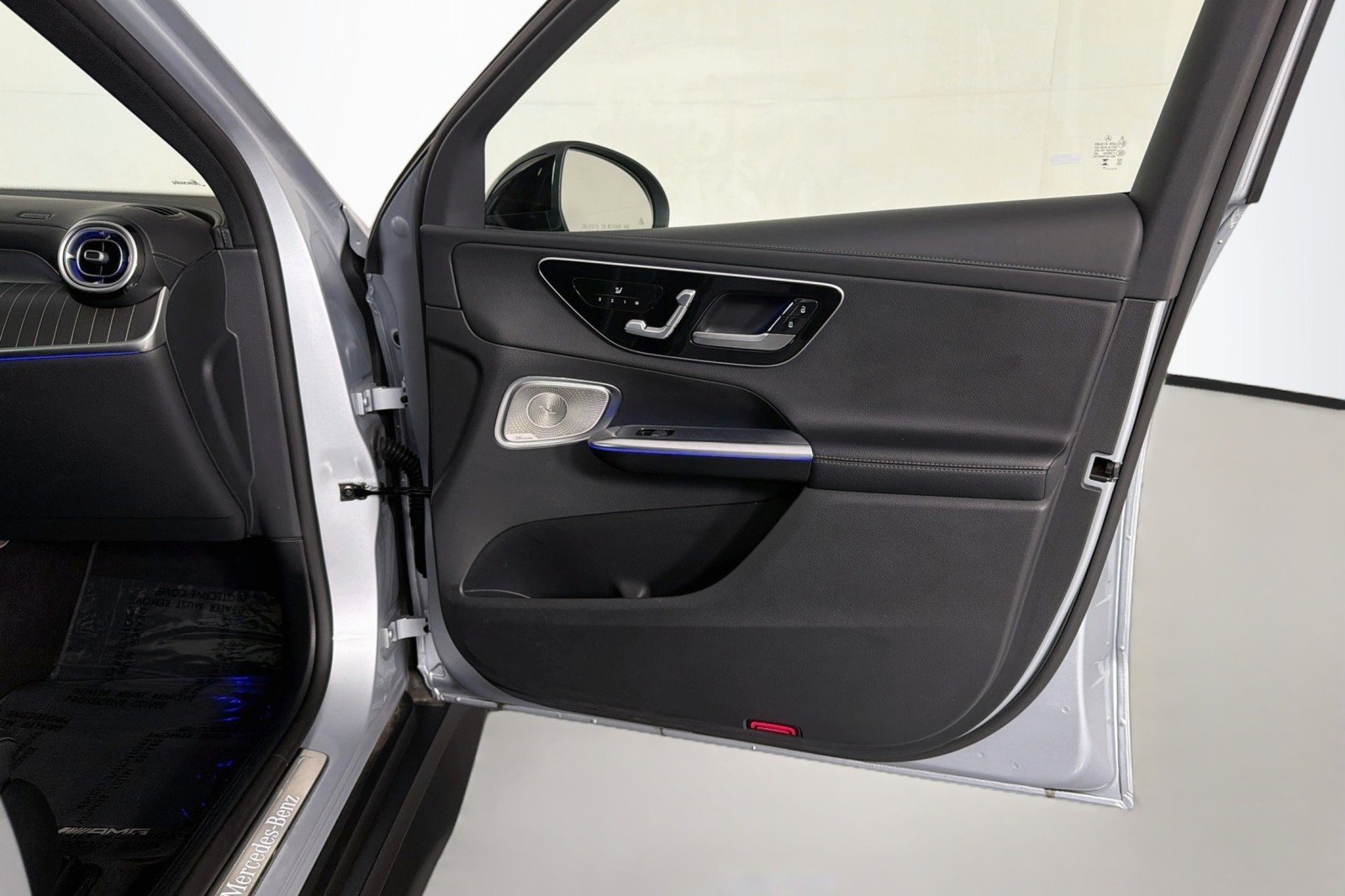 Used 2023 Cirrus Silver Metallic Mercedes-Benz 300 image 26
