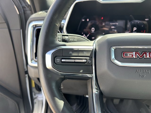 Used 2024 Summit White GMC Elevation image 29