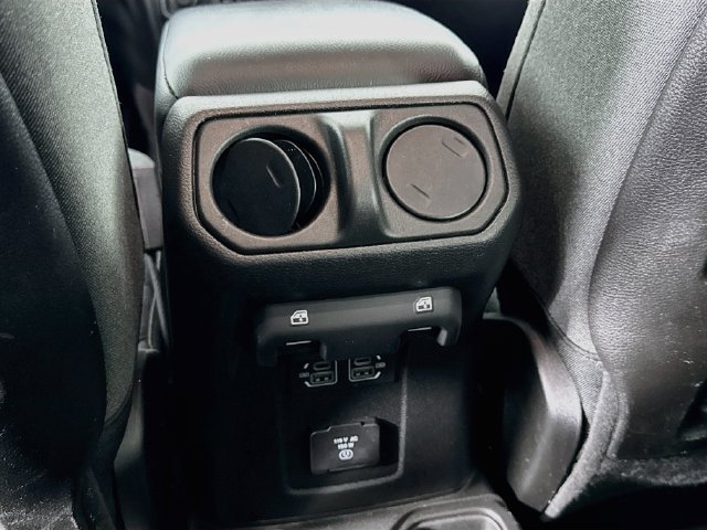 2025 Jeep Wrangler 4-Door Rubicon - Photo 23