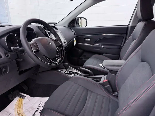 2026 Mitsubishi Outlander Sport SE - Photo 16