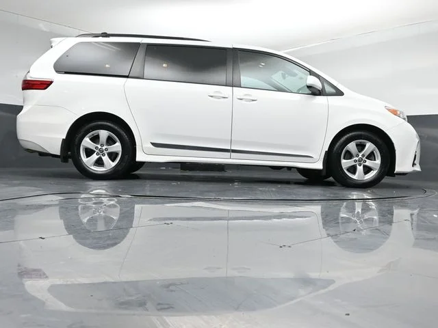 Certified Used 2018 Super White Toyota LE image 40