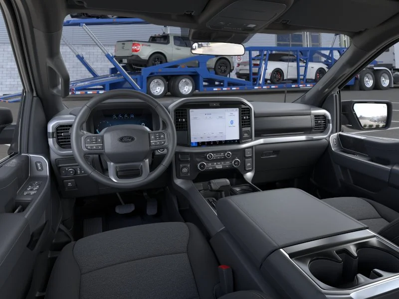 New 2026 Oxford White Ford XLT image 9