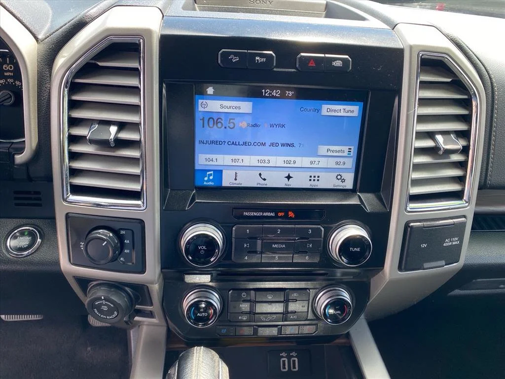 Used 2016 Blue Ford Lariat image 11