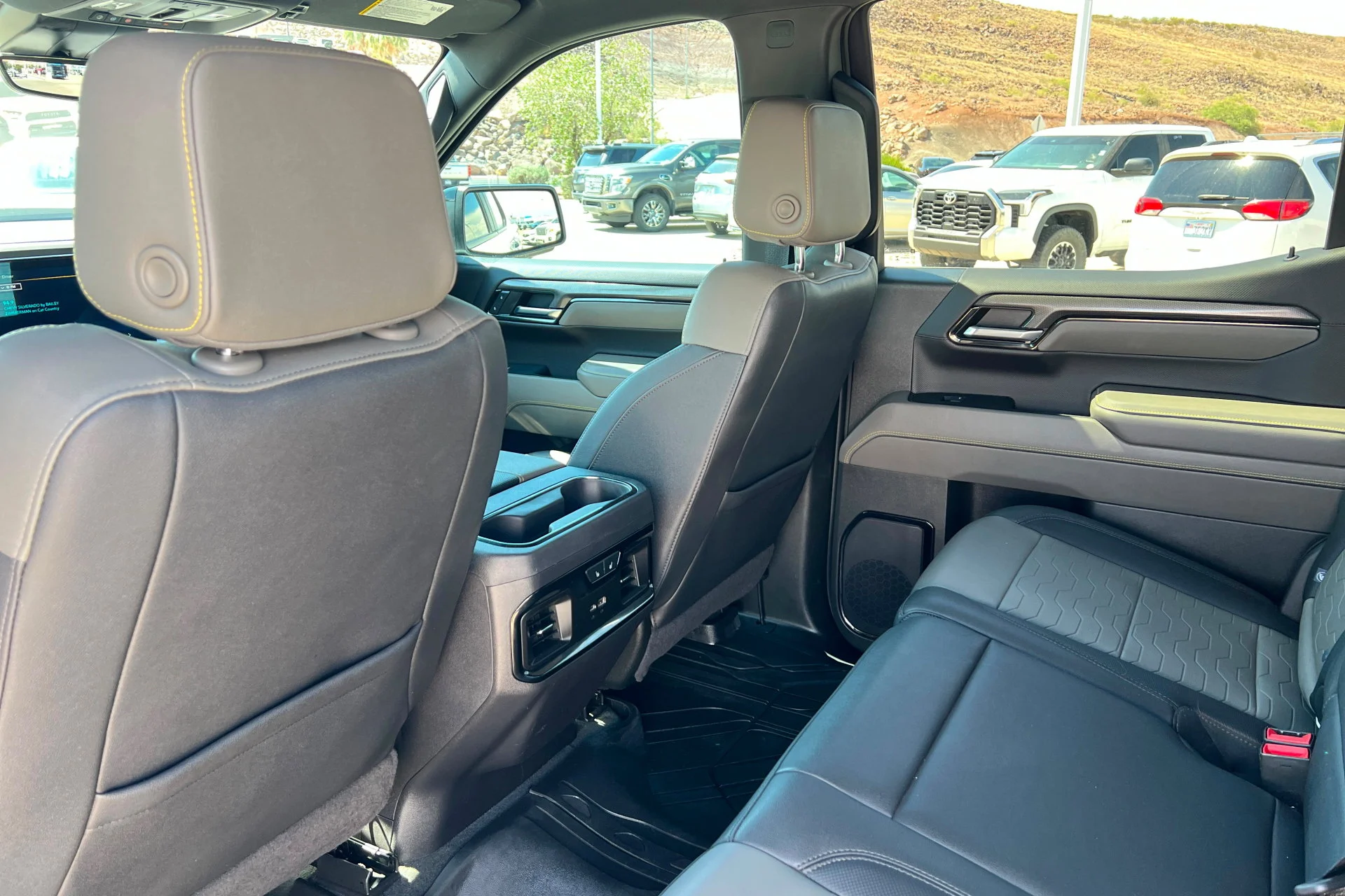 Used 2024 Summit White Chevrolet ZR2 image 20