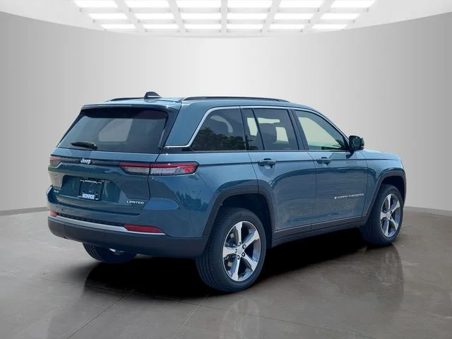 New 2026 Steel Blue Exterior Paint Jeep Limited image 7