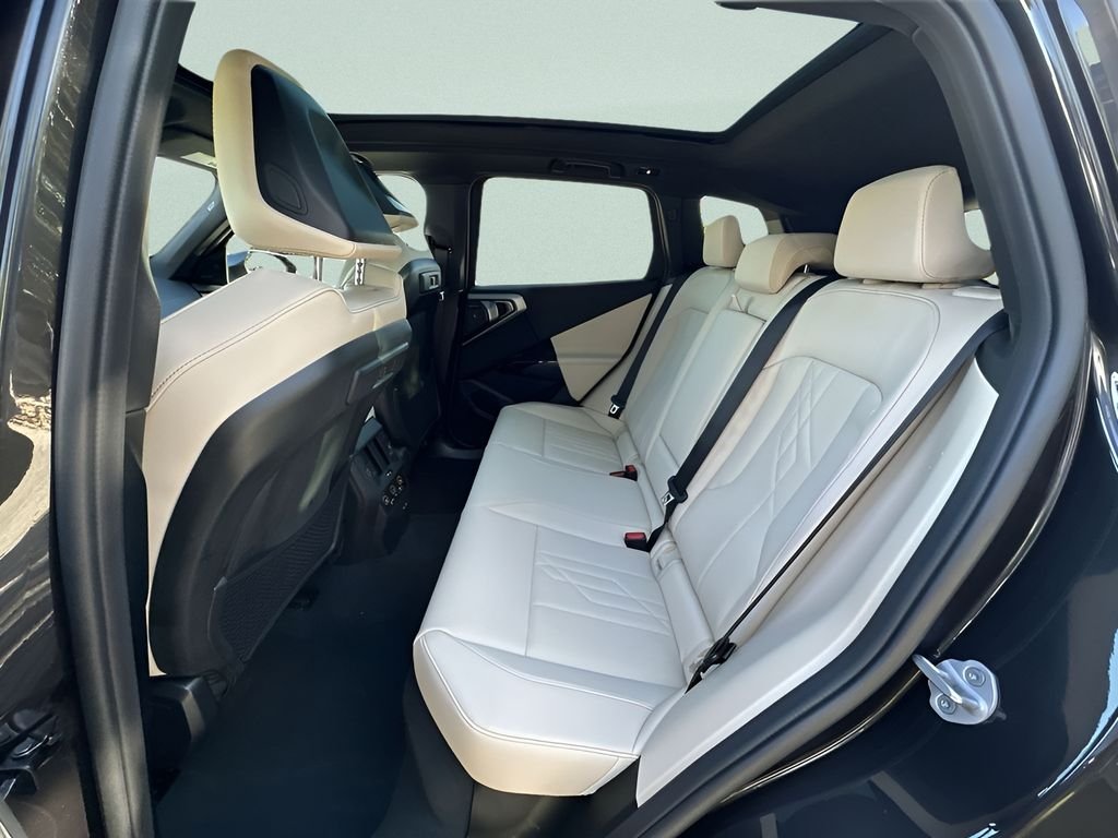 2026 BMW X3 30 - Photo 27