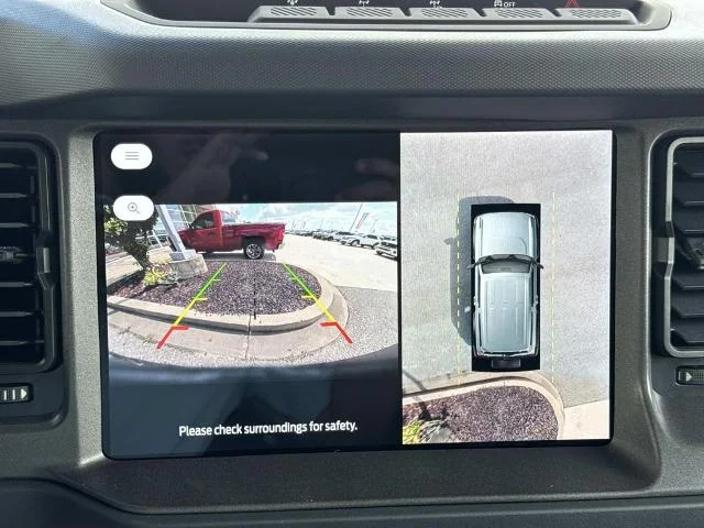 New 2026 Avalanche Gray Ford Badlands® image 24