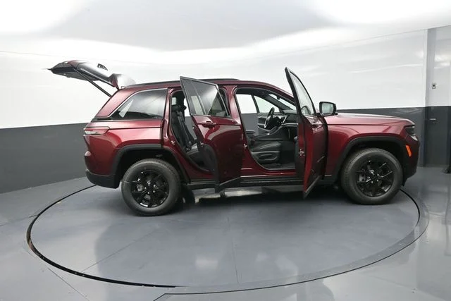 New 2026 Velvet Red Pearlcoat Jeep Altitude image 35