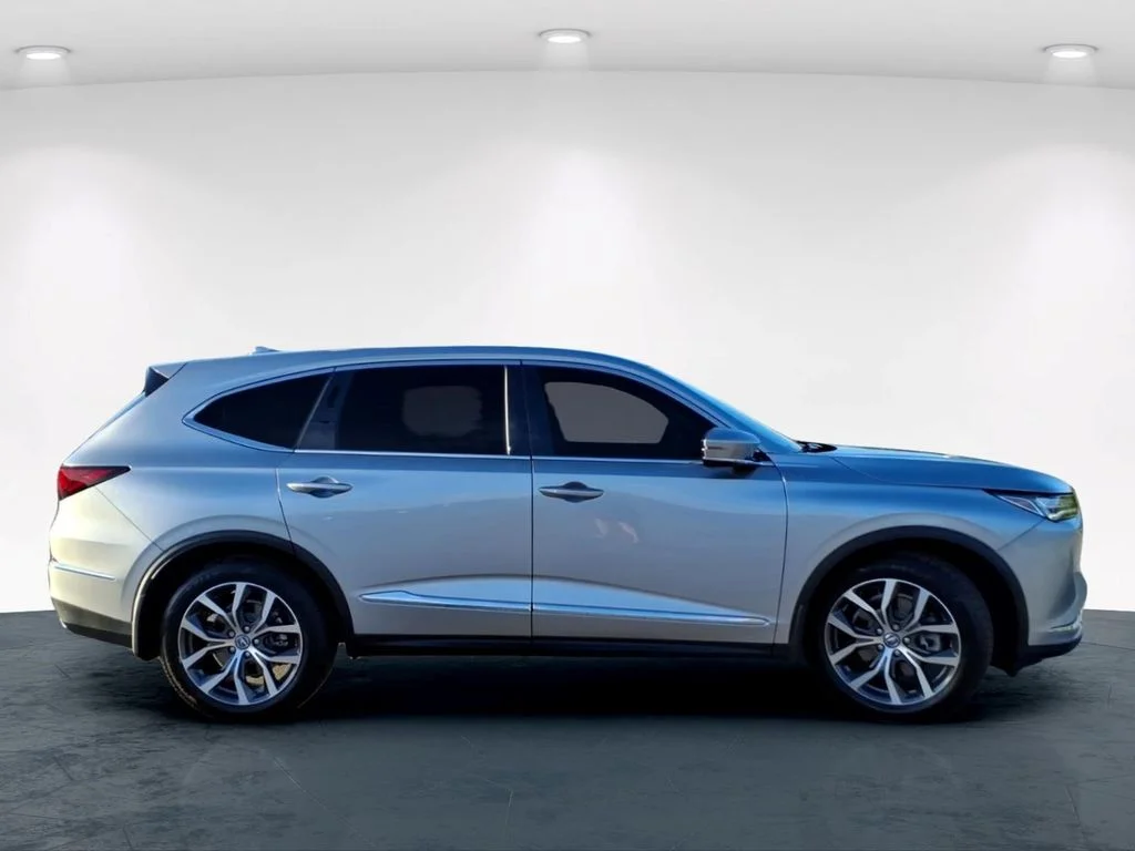 Used 2023 Silver Acura Technology image 5